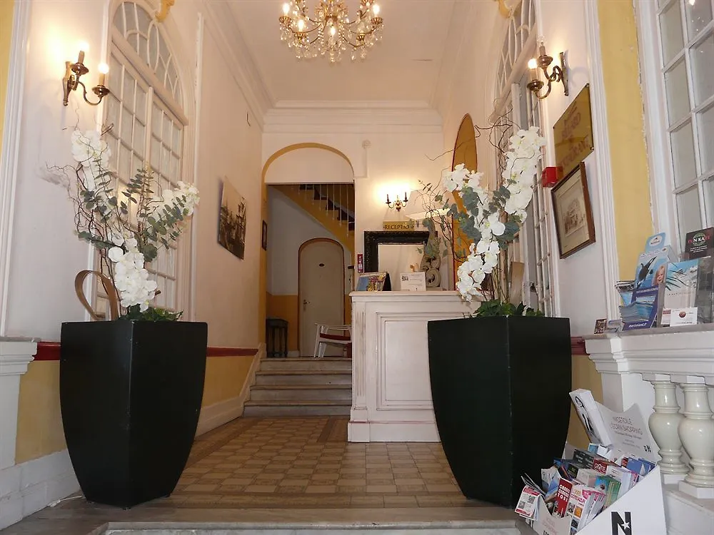 Hotel Alexandra - Boutique Hotel Juan-les-Pins 3*,
