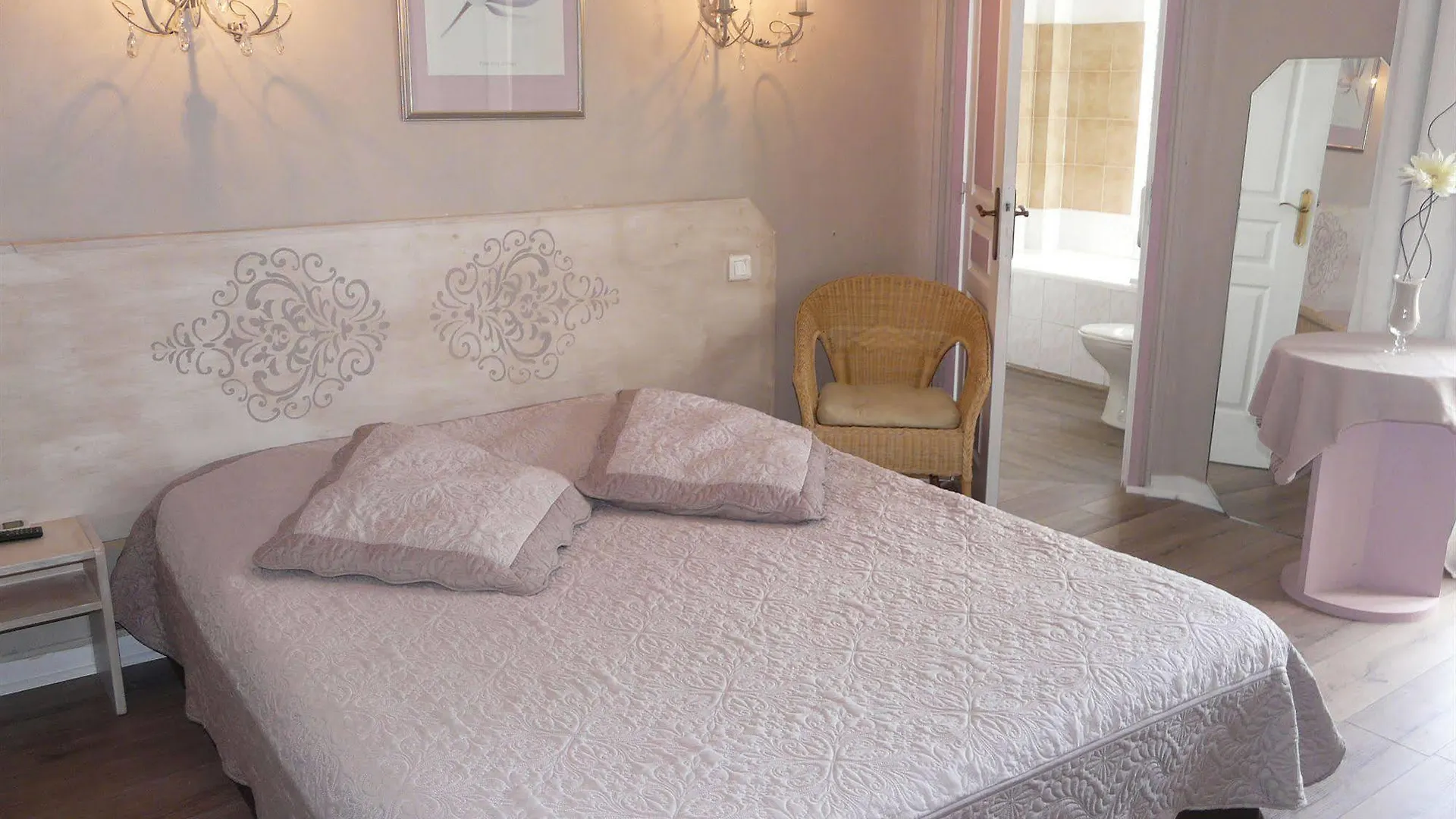 Hotel Alexandra - Boutique Hotel Juan-les-Pins 3*,
